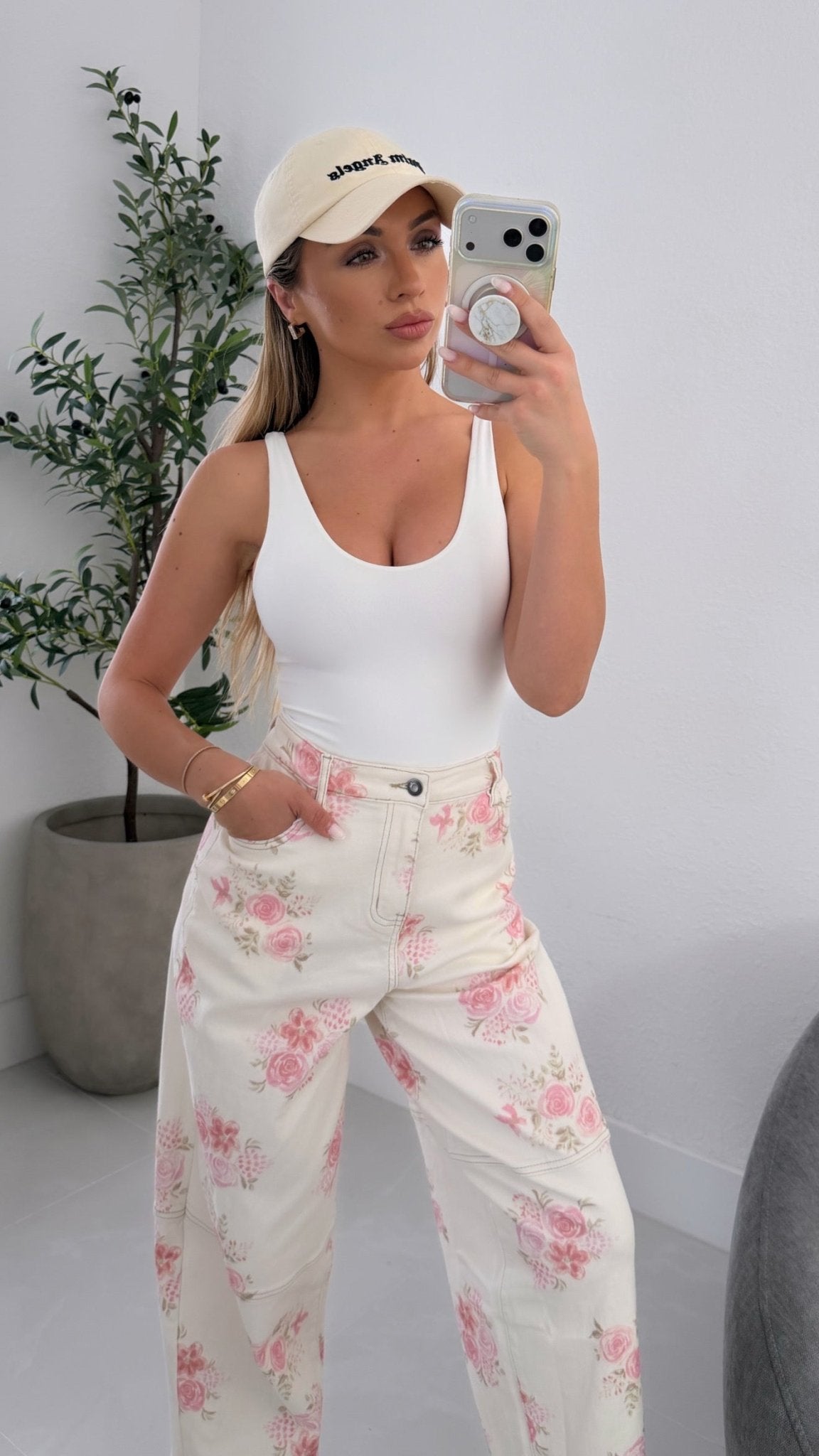 Westside Floral Jeans - Miami O’clock Shop