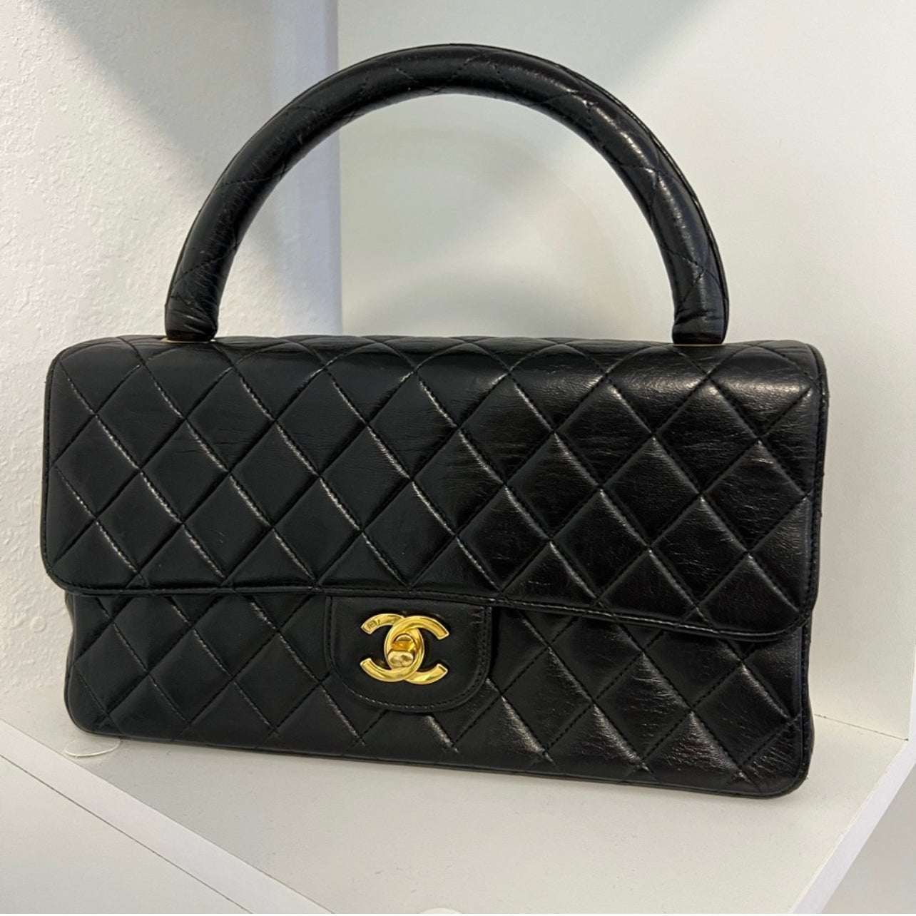 Chanel vintage top best sale handle bag